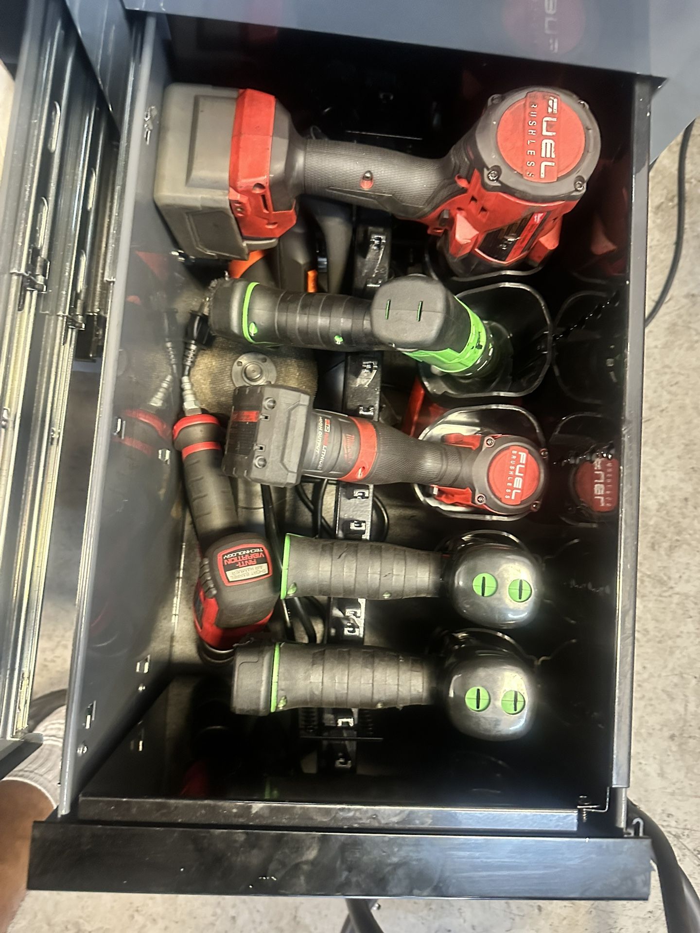 Toolbox with everything plus scanner autel ultra