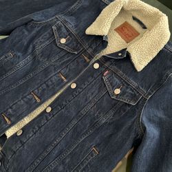 Levi’s Sherpa Denim Jacket - Large