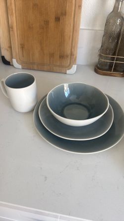 BAUM dish set