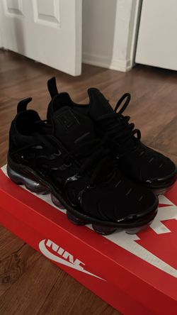 Nike VaporMaxes Plus Size 7