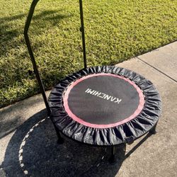 Kanchimi Mini Fitness Indoor Exercise Workout Rebounder Trampoline with Handle