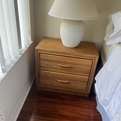 Dresser/mirror And End Table 