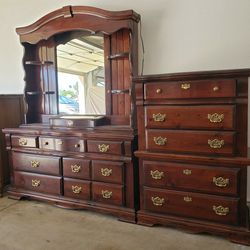 Solid Wood dresser set