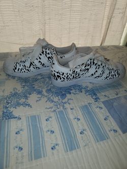 Adidas Size 8.5