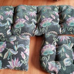 Pier 1 chair cushions