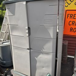 Large Rubbermaid Storage Shed