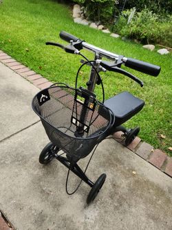 Knee scooter  BodyMed