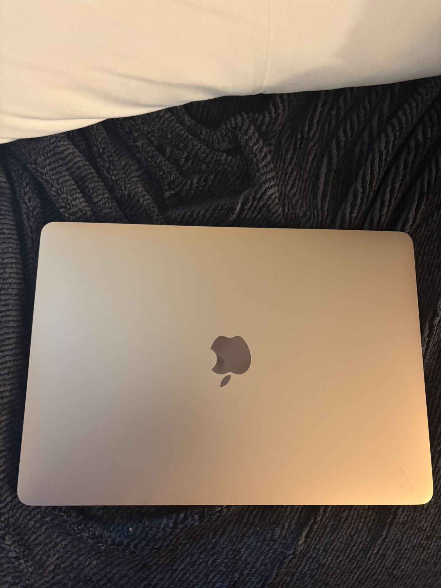 MacBook Air 13”