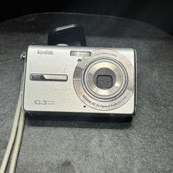 Kodak EasyShare MX1063 10.3MP Digital Camera