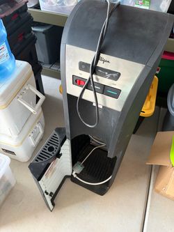 Culligan 5gal bottom load water dispenser