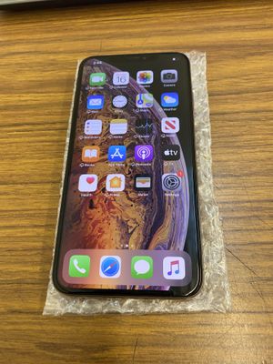Photo IPhone Xs max 64 gigs AT&T Cricket