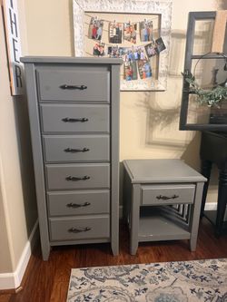 Matching Dresser & Nightstand