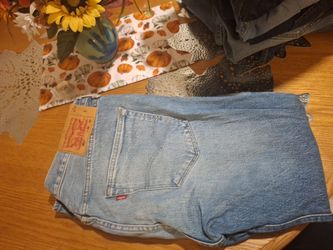 Levi jeans