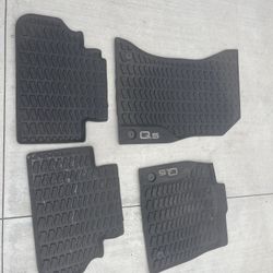 Audi Q5 Mats Set
