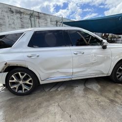 OEM Part HYUNDAI PALISADE FOR PARTS