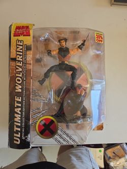 Marvel Select Ultimate Wolverine Action Figure