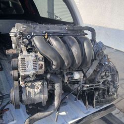 2005 Toyota Corolla  Engine And Transmission 