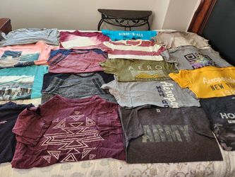 Aeropostale & Holliester Graphic Tshirs 