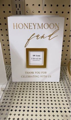 Honeymoon fund sign