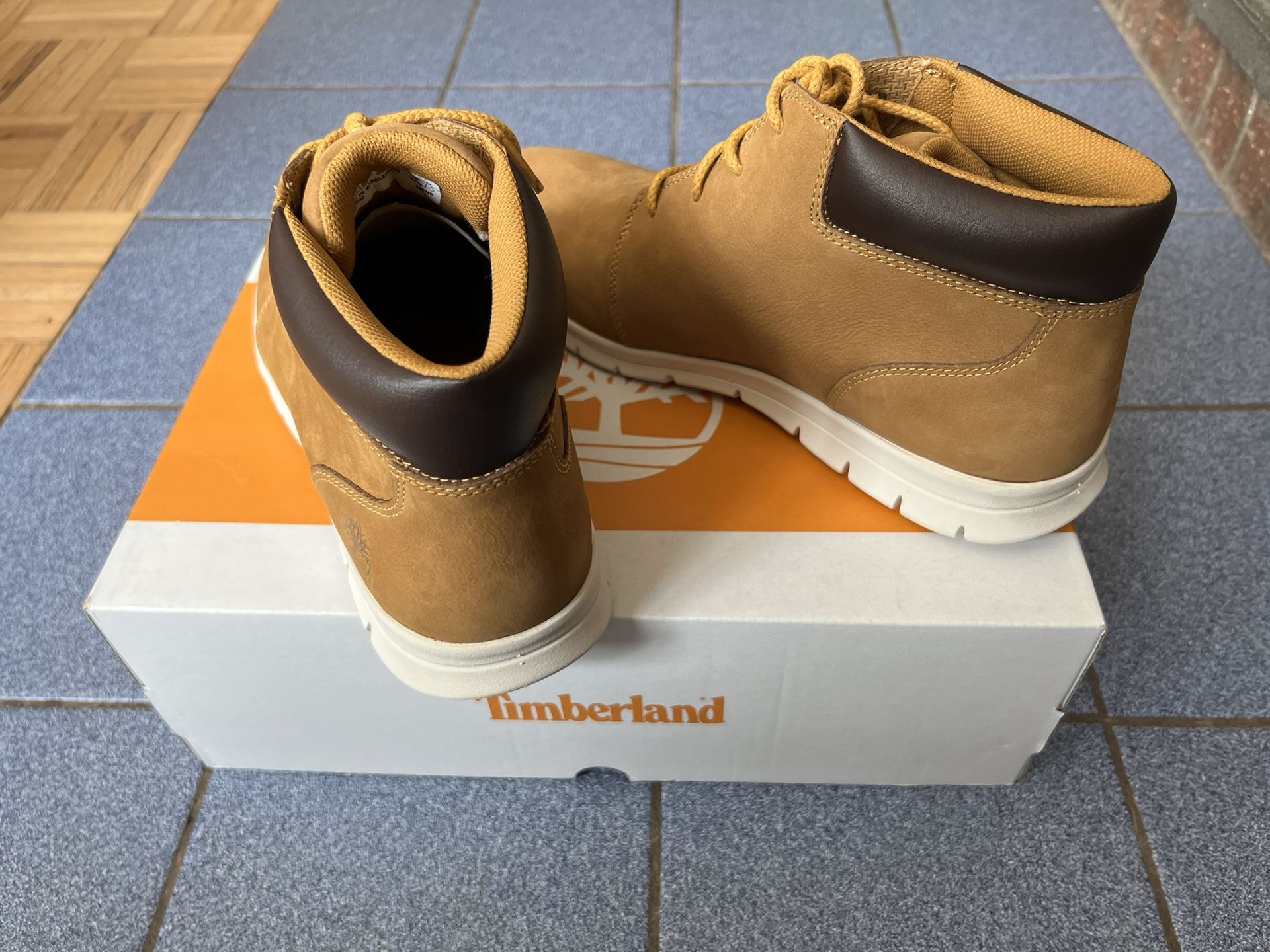 $65 New Men’s Timberland Boots Size 11-12