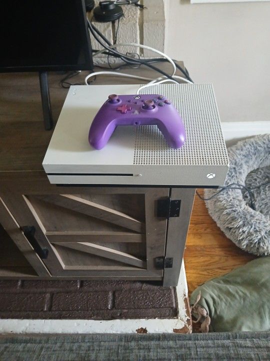 Xbox One S