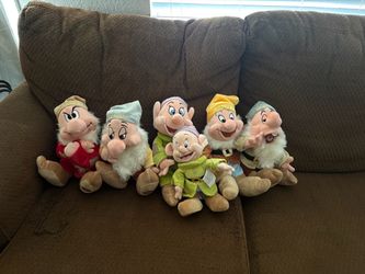 5 of the 7 Dwarfs