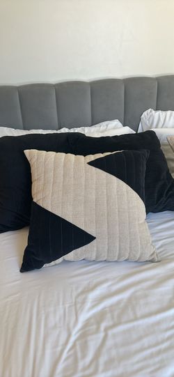 3 Pillows