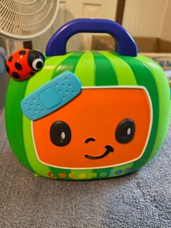 Cocomelon Doctors bag with Accessories