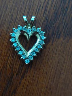dije de corazon 10 k