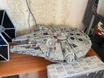 Built: LEGO Star Wars UCS Millennium Falcon 75192