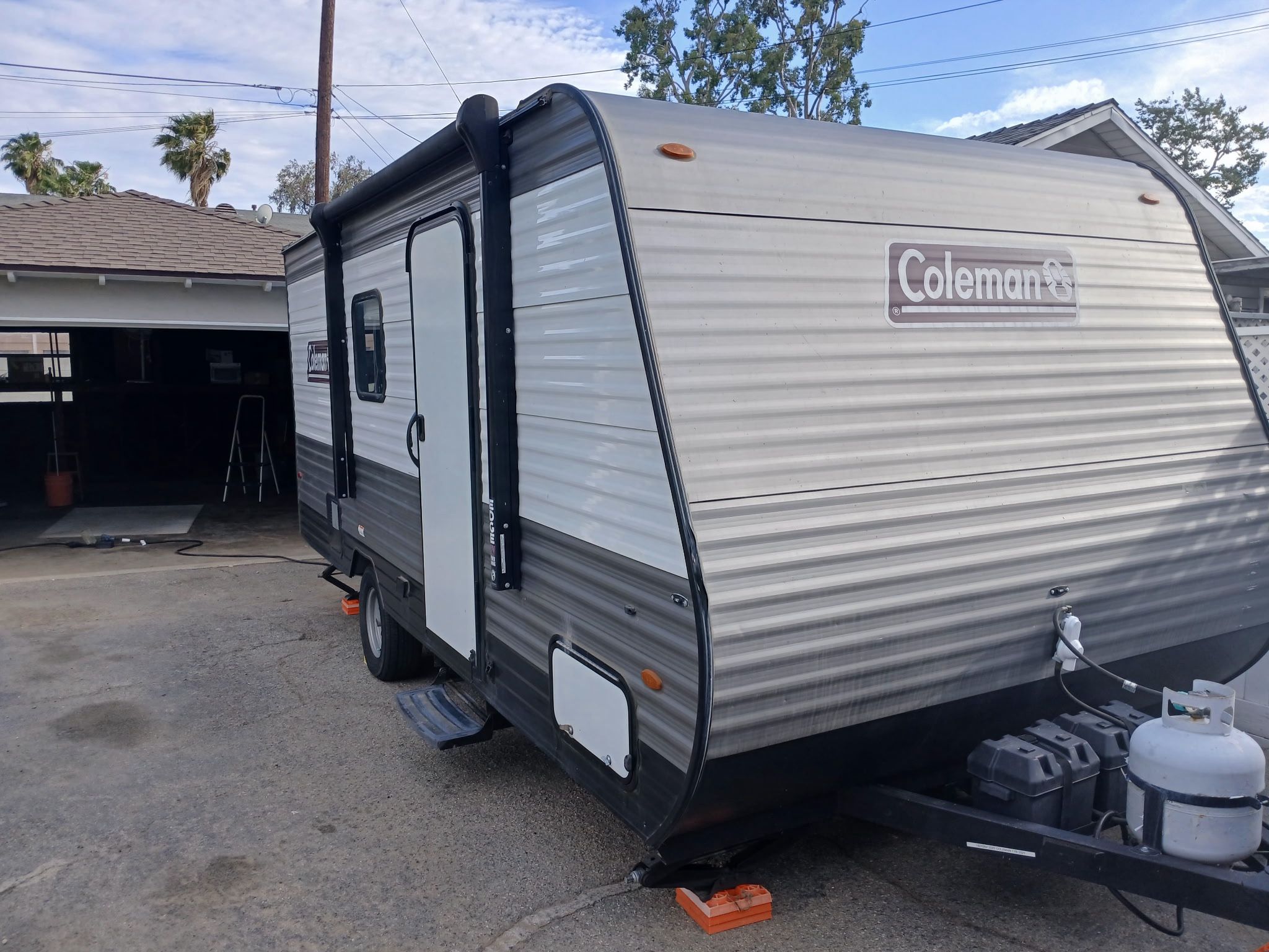 2022 Coleman Lantern Bunk House Travel Trailer.