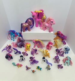 Hasbro My Little Pony  /Unicorn Academy/ McDonalds 30 Piece Lot