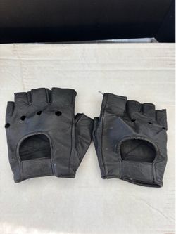 Motorcycle riding gloves Motorcycle riding gloves