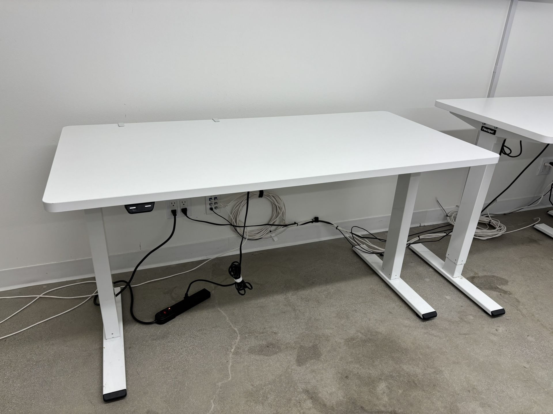 Electric Sit/Stand Desk