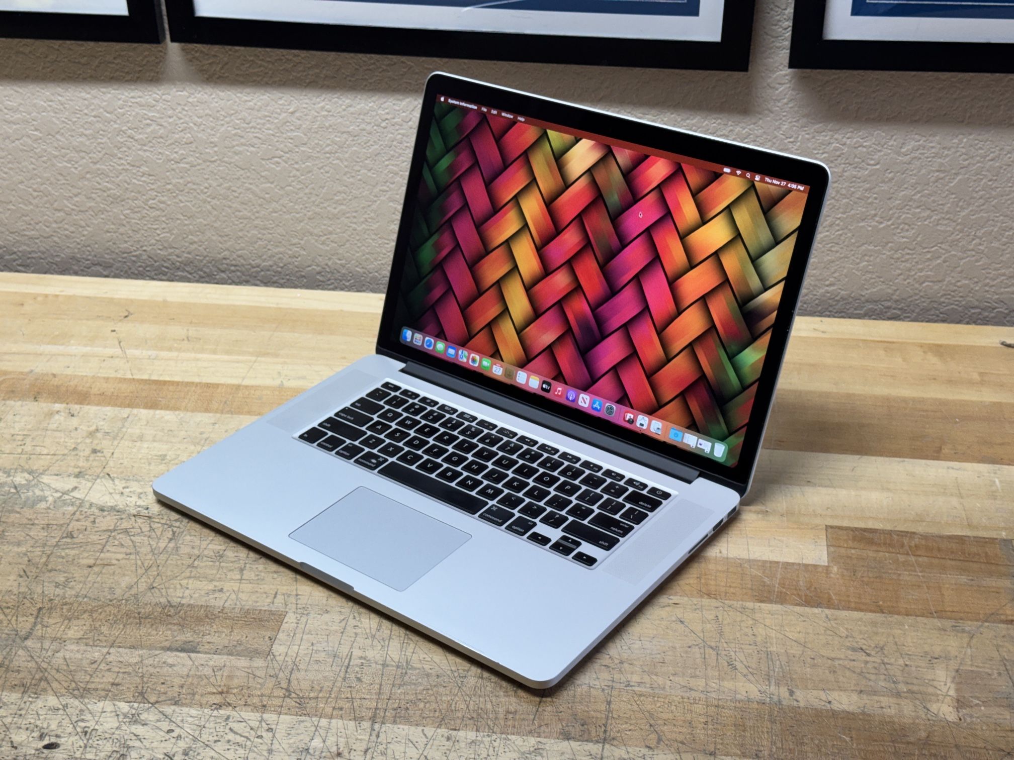 2015 15” MacBook Pro - 2.5 GHz i7 - 16GB - 128GB - New Battery