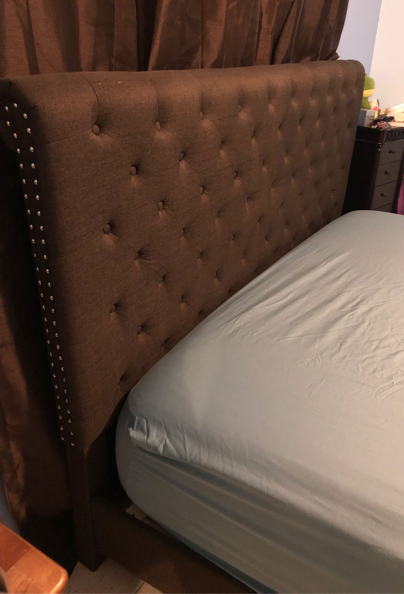 King mattress & bed