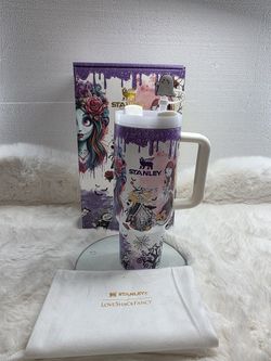 Stanley 40oz Quencher H2.0 FlowState Tumbler - The Nightmare Before Christmas Edition
