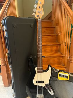 Fender MIM Jazz Bass w/ Fender Rumble Amp, Hardshell Bass Case