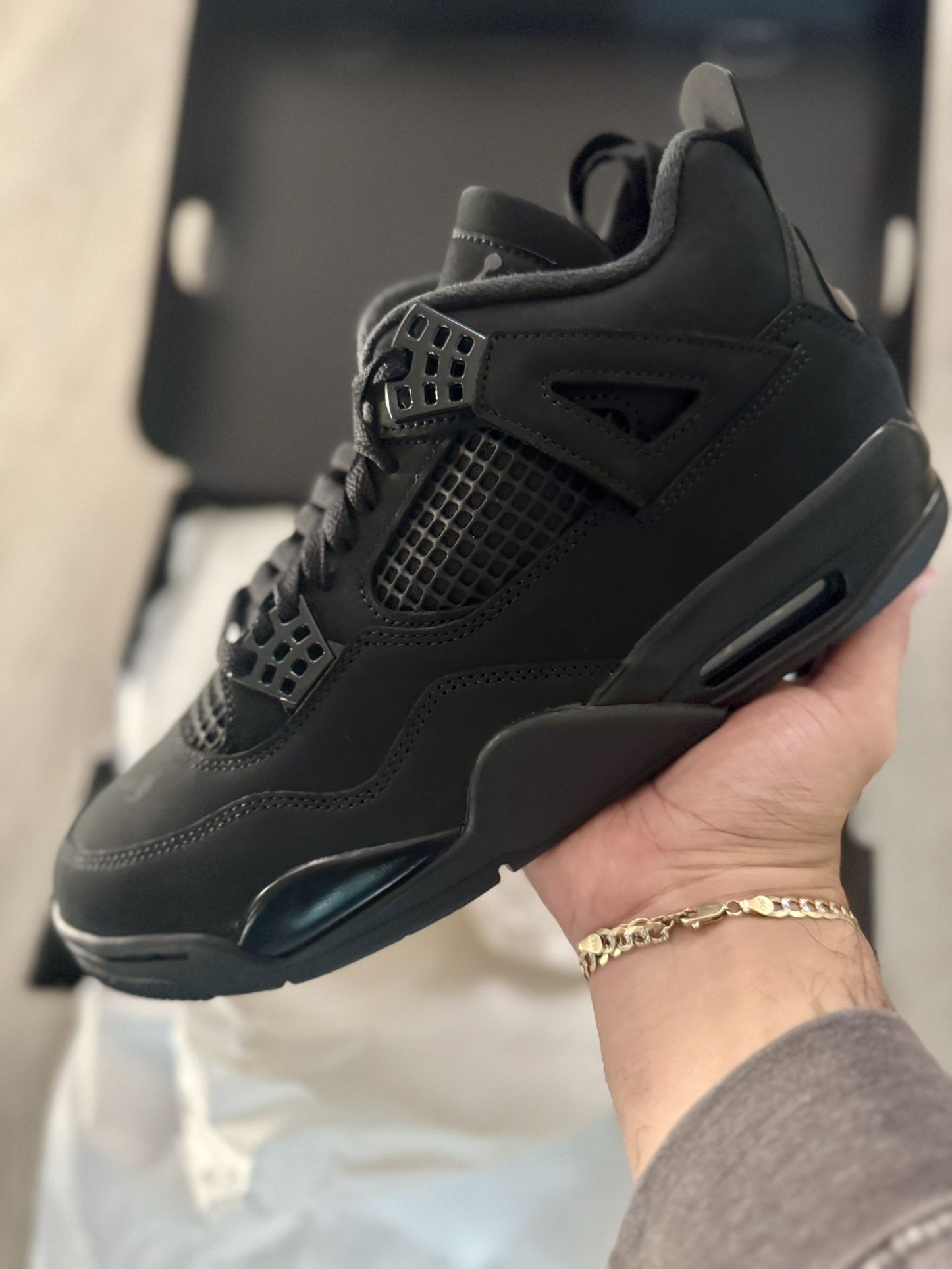 Jordan 4 Retro Black Cat 8.5,10,11,12,13 