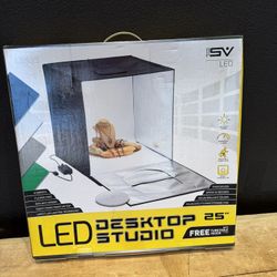  LED Desktop Studio 25"