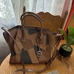 Purse 