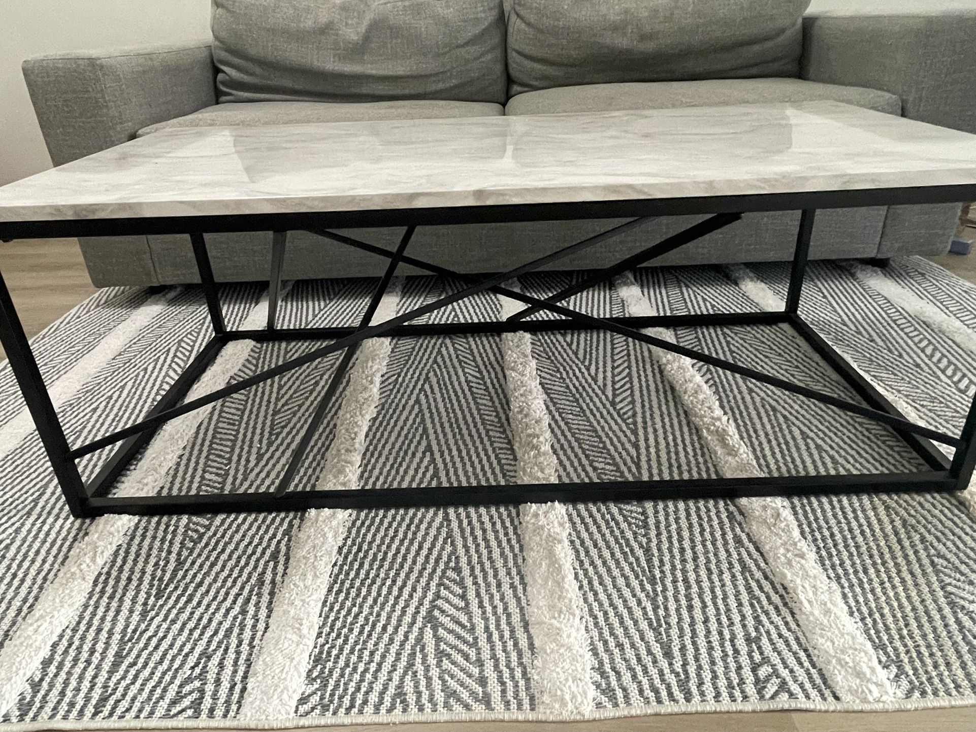 Modern Coffee & End Table For Sale