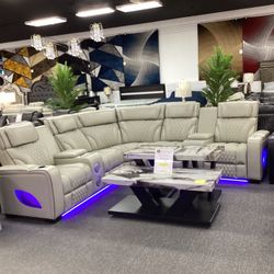 Sectional $1,999.99