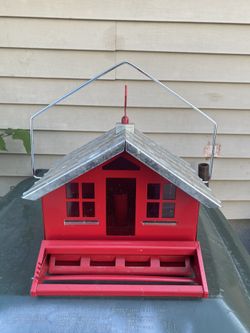 Bird feeder