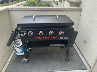 36 inch Blackstone Griddle - 4 burner - Used only twice