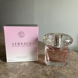 Versace Bright Crystal: Perfume 