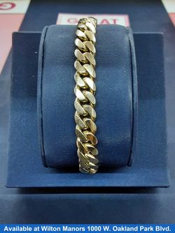 Cuban Link Bracelet - Yellow Gold 10k (.417) 56.1 grams 8 inch