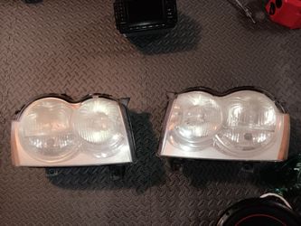2008 Jeep Srt Headlights