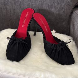 Victoria’s Secret heels