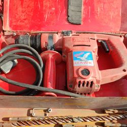 Milwaukee Hawk Concrete Rotary Hammer Drill
